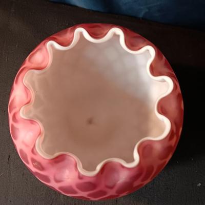 DIAMOND GILDED SATIN GLASS ROSE BOWL