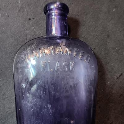 ANTIQUE BOTTLES, JARS AND SHAKERS
