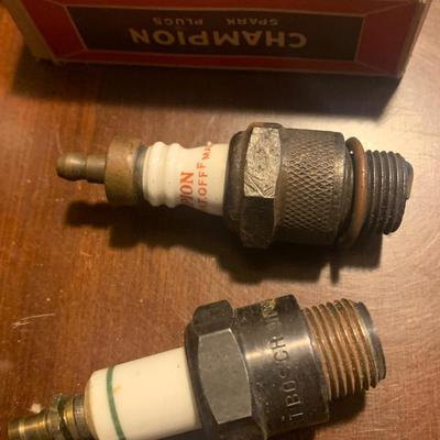 Vintage Spark Plugs Lot