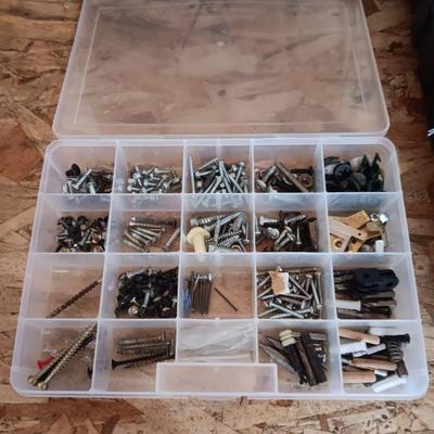 HARDWARE AND ORGANIZERS