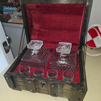 Decanter set