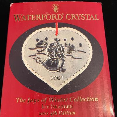2001 WATERFORD CRYSTAL JOYS OF WINTER COLLECTION "ICE SKATERS"