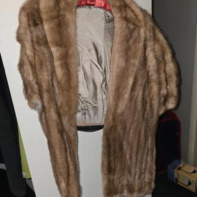 Fur shaw