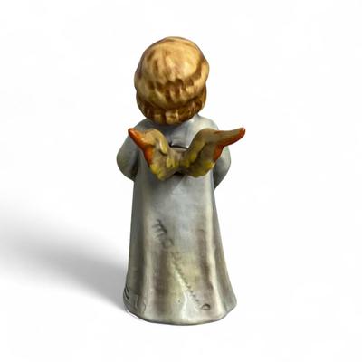 Sale Photo Thumbnail #424: Goebel Hummel Hosanna Angel Figurine #480