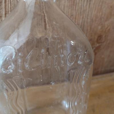 Vintage Biltmore Farms Glass Milk Bottle (#1)