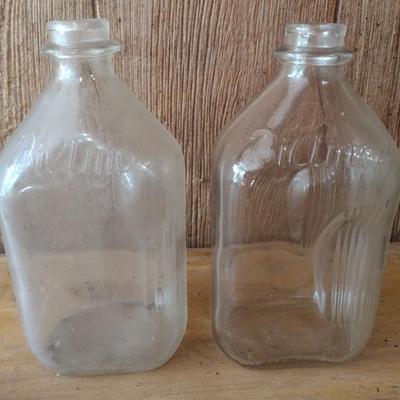 Pair of Vintage Biltmore Farms Glass Milk Bottles (#2)