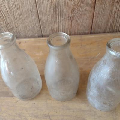 Set of Three Vintage Biltmore Farms Dairy Pint Glass Milk Bottles (#4)