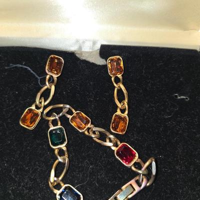 Bracelet and earrings