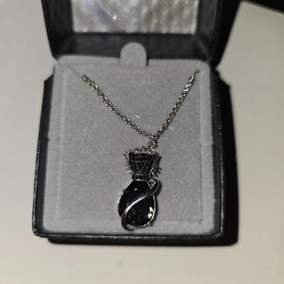Cat necklace