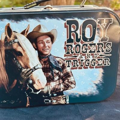 ROY ROGERS LUNCH BOXES AND BETTY BOOP COLLECTIBLE PLATE