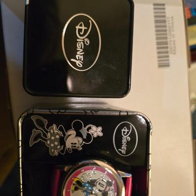 Minnie mouse watch