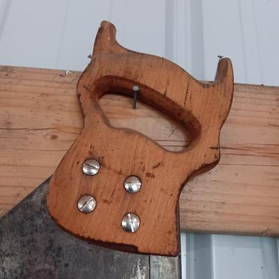 HAND SAWS AND A LEVEL