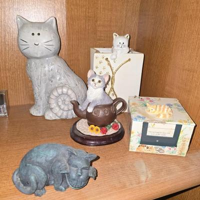 Cat decor