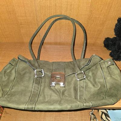 Green purse