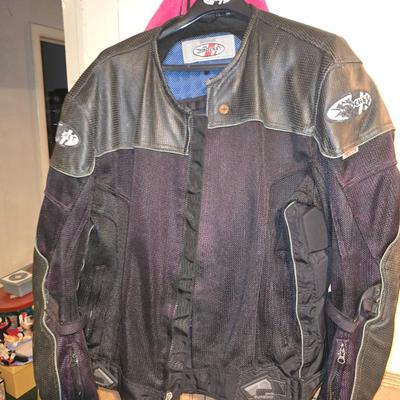 Motorcycle jacket