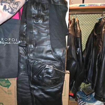 Vent tech riding pants