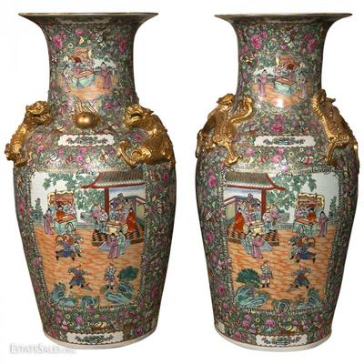 Palatial Pair of Rose Medallion Export Chinese Vases