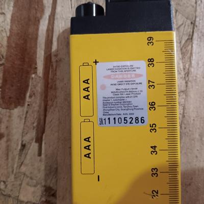 TURNER METAL TOOL BOX WITH SHELF AND LASER LEVEL