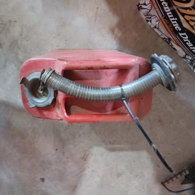JERRY GAS CAN AND HATCHET