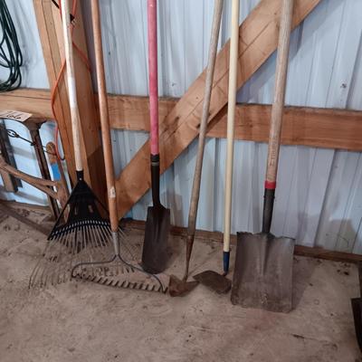 YARD TOOLS (1)