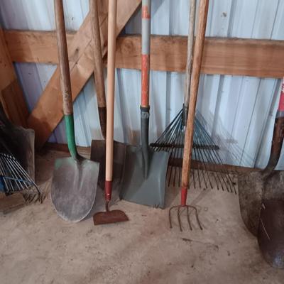 YARD TOOLS (2)