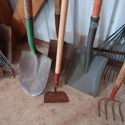 YARD TOOLS (2)