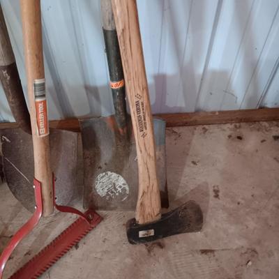 YARD TOOLS (4)