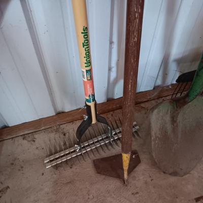 YARD TOOLS (5)