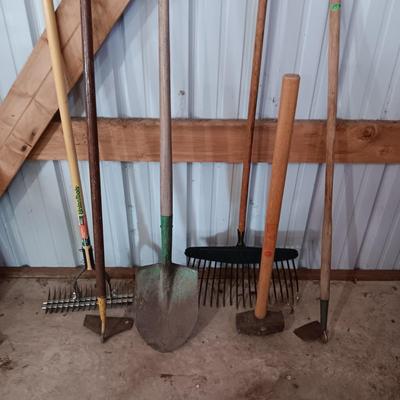 YARD TOOLS (5)