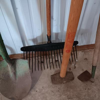 YARD TOOLS (5)