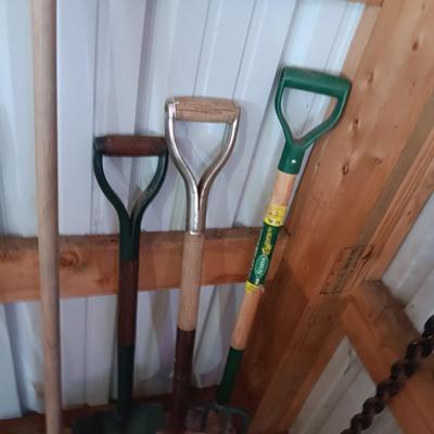YARD TOOLS (7)