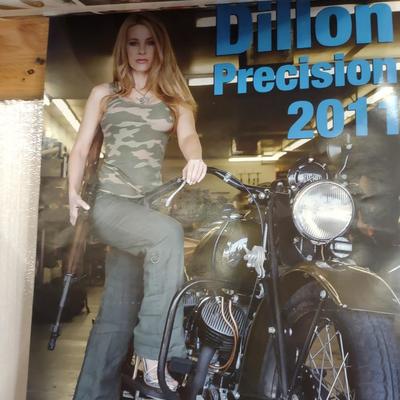 DILLON PRECISION CALENDARS, ELVIS METAL STREET SIGN