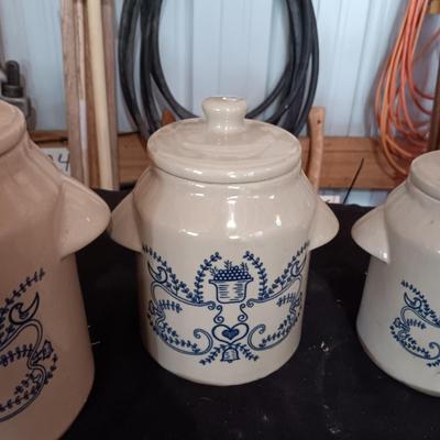 SET OF CANISTERS AND A SEALED BOX OF RECIPE CARDS