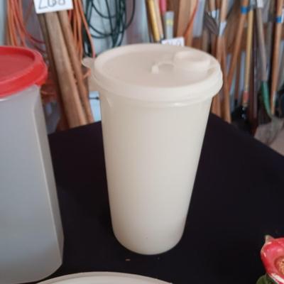 TUPPERWARE CONTAINERS AND 2 SETS OF SHAKERS