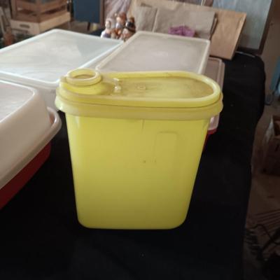 TUPPERWARE CONTAINERS AND 2 SETS OF SHAKERS