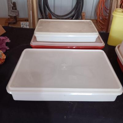 TUPPERWARE CONTAINERS AND 2 SETS OF SHAKERS