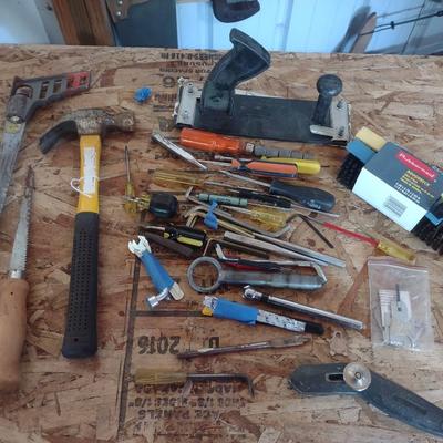 HAND TOOLS, WIRE BRUSH, HAND SAWS AND MORE