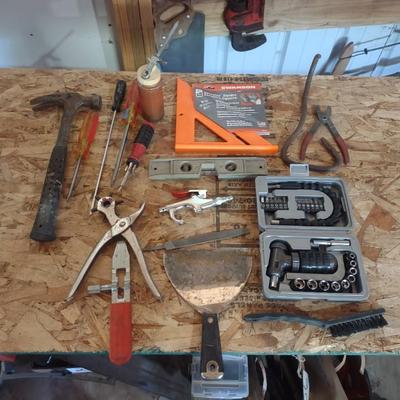HANDY TOOLS, SQUARE, SOCKET SET, LEVEL AND MORE