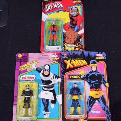 Sale Photo Thumbnail #156: Vintage Marvel Legends Cyclops Antman & Daredevil New in box