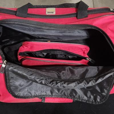 Sale Photo Thumbnail #220: Jeep Red Black Large Duffle Bag Luggage w/ Toiletries Bag Set

Will receive all items pictured