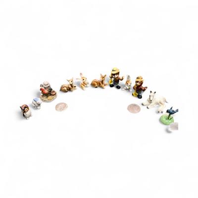 Sale Photo Thumbnail #514: MIxed Lot of Small Figurines Total of 12