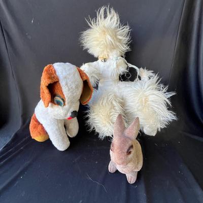 Lot 57 Vintage Carnival prizes