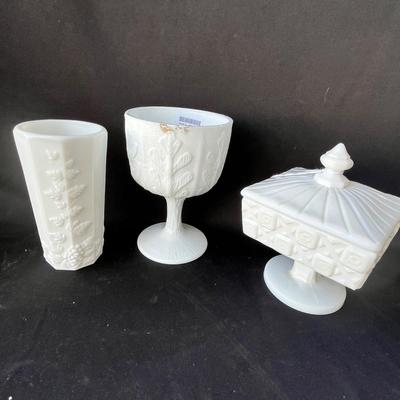 Lot 61 Milk Glass lot