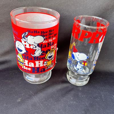 Lot 64 Snoopy Tumblers