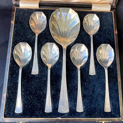Lot 66 Silver plate Ice Cream spoons in case