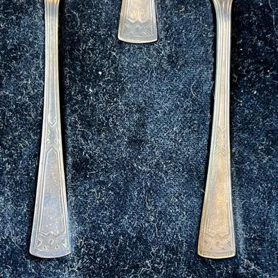Lot 66 Silver plate Ice Cream spoons in case