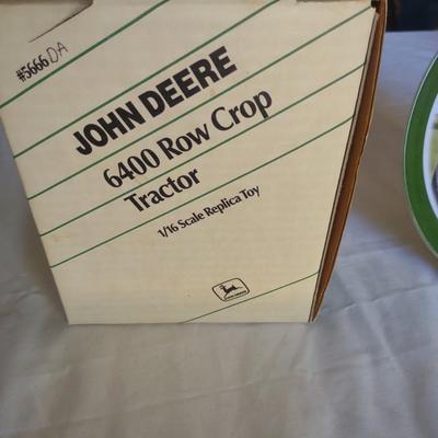 JOHN DEERE TRACTOR AND PLATE