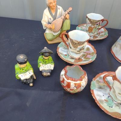 ASIAN THEMED TEA SET & FIGURES
