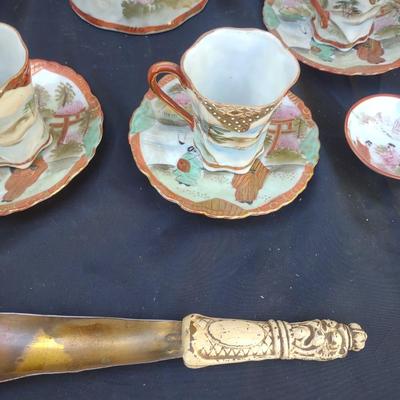 ASIAN THEMED TEA SET & FIGURES