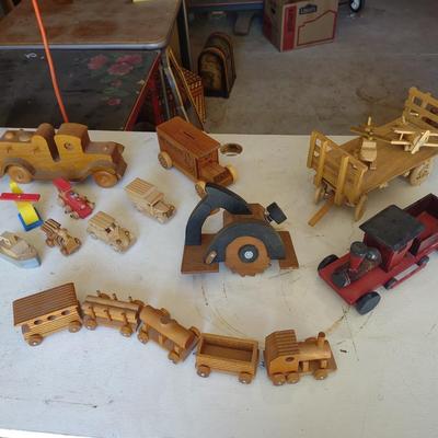 WOODEN TOYS
